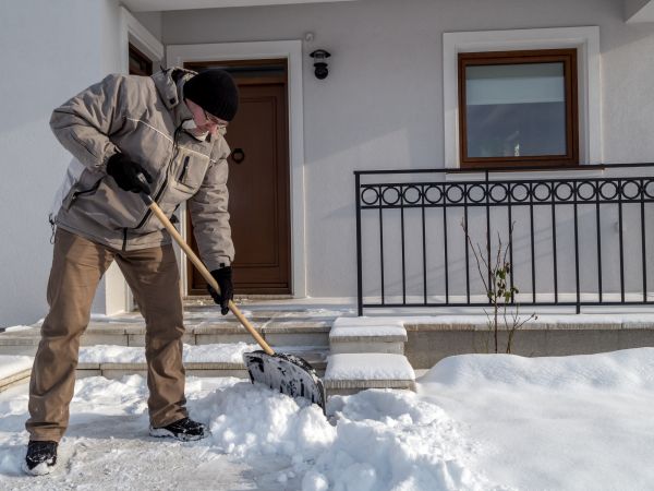 House Snow Plowing