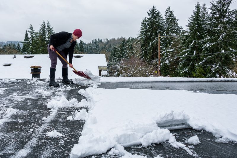 Roof Snow Removal in New York, NY